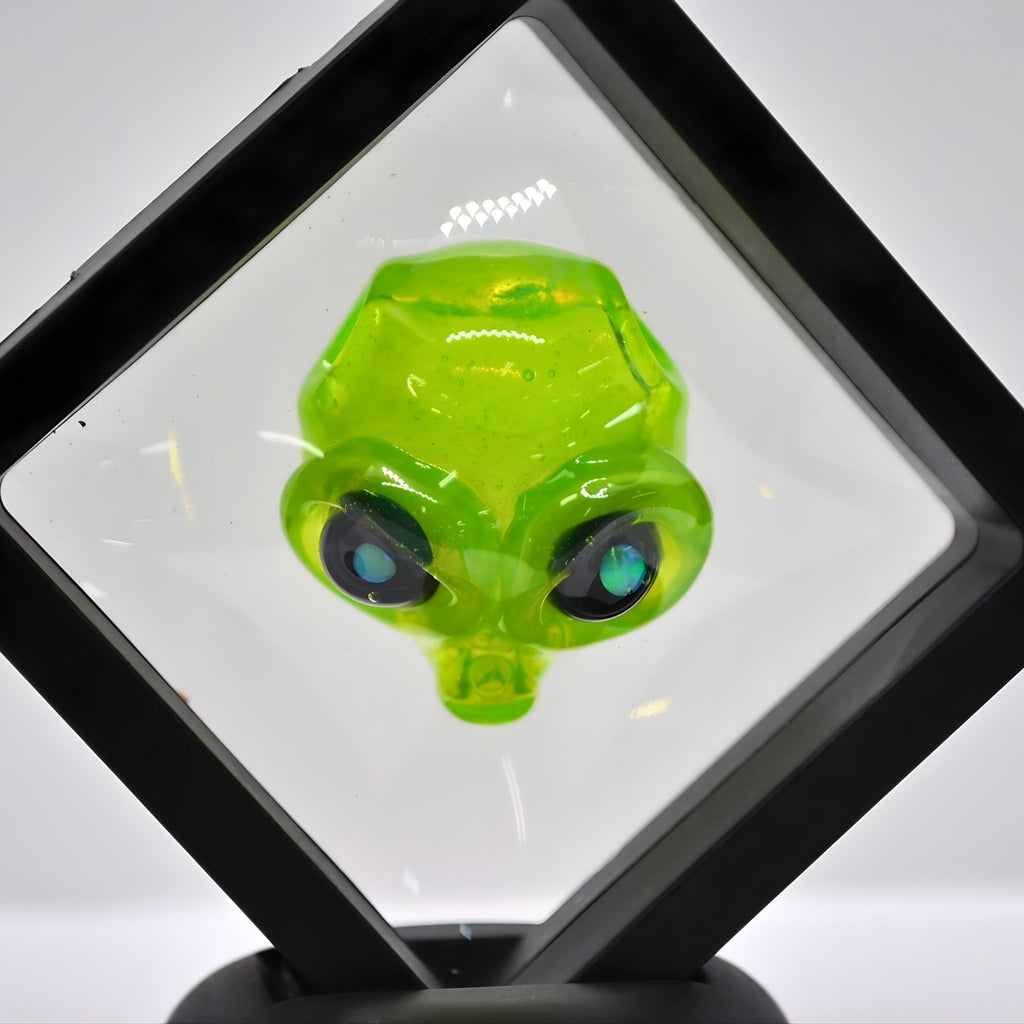 Cmore Glass Alien pendant - the 631 Gallery 